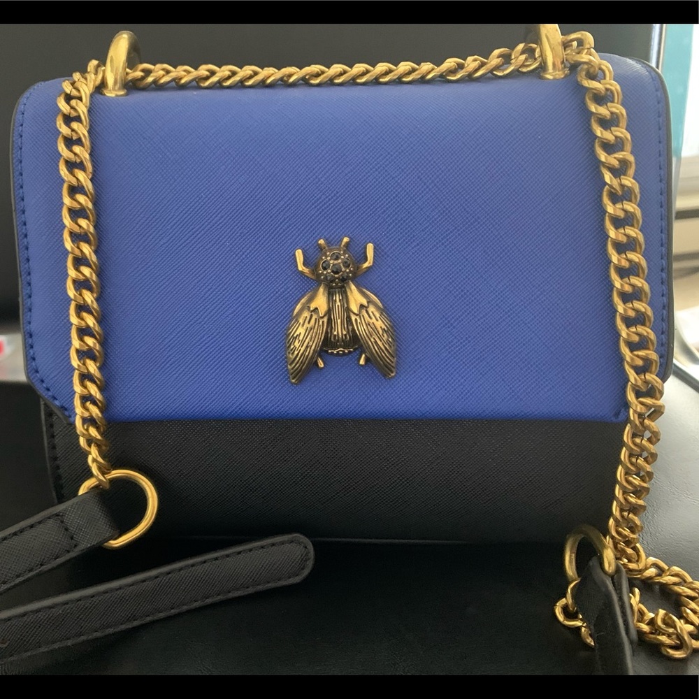 Crossbody bag